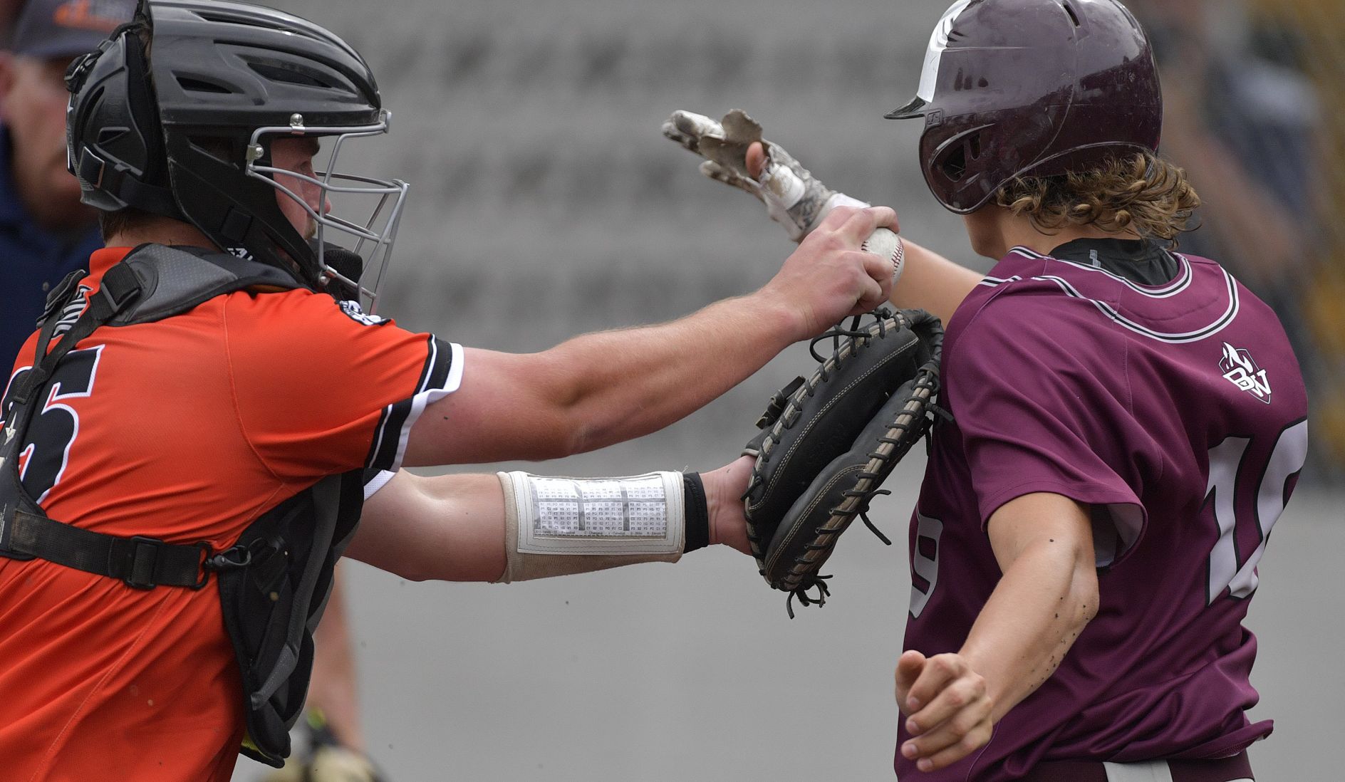 Edwardsville defeats Belleville West in 4A Bloomington Sectional Semifinal baseball